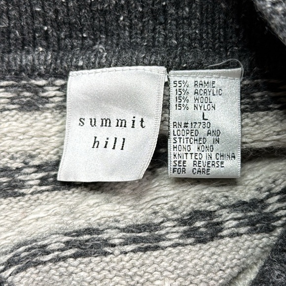Summit Hill Gray Full Zip Reindeer Snowflake Sweater Size Large - Picture 7 of 8